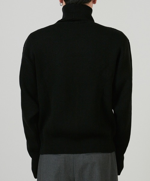 superNova.(スーパーノヴァ)の「superNova. Tutle neck sweater / SN-459A(ニット/セーター・メンズ・ブラック・S/M)」の3枚目の写真