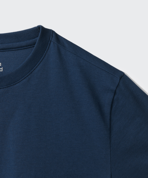 MUSINSA STANDARD KIDS（ムシンサスタンダードキッズ）の「リラックスドクルーネックTシャツ [ミッドナイトブルー]（Tシャツ/カットソー・レディース・その他・100/110/120/130/140/150/160）」の2枚目の写真