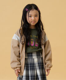 and D. petit main（アンドディープティマイン）の「【フード収納可能】【撥水】肩切替ジップジャケット（ナイロンジャケット）」