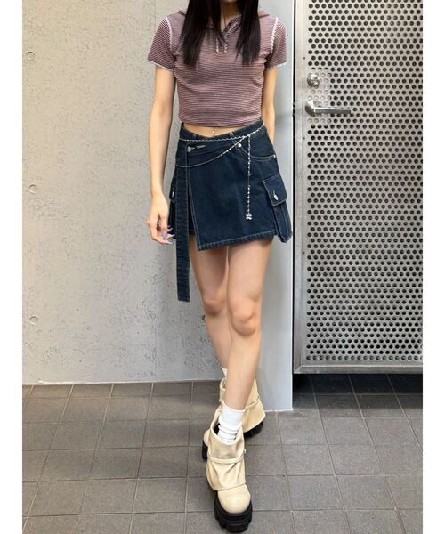 EMODA（エモダ）の「ロングベルトボックスデニムスカート（スカート・レディース・ライトブルー/インディゴブルー/ブラウン・SMALL/MEDIUM）」の21枚目の写真