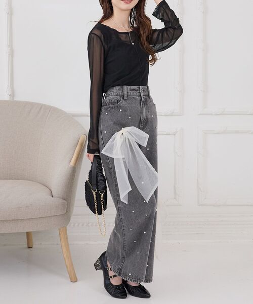 MAJESTIC LEGON(マジェスティックレゴン)の「リボンブローチセットキラキラデニム(デニムパンツ・レディース・サックスブルー/グレー・MEDIUM/SMALL)」の8枚目の写真