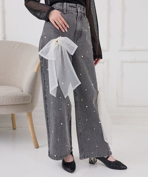 MAJESTIC LEGON(マジェスティックレゴン)の「リボンブローチセットキラキラデニム(デニムパンツ・レディース・サックスブルー/グレー・MEDIUM/SMALL)」の11枚目の写真
