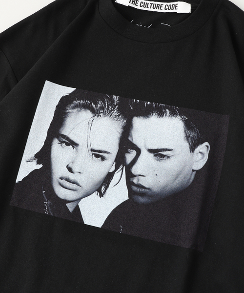 EDIFICE（エディフィス）の「THE C.CORD（ザ カルチャーコード) J.MORGAN FACE Tシャツ（Tシャツ/カットソー・メンズ・ホワイト/ブラック・LARGE/MEDIUM）」の4枚目の写真