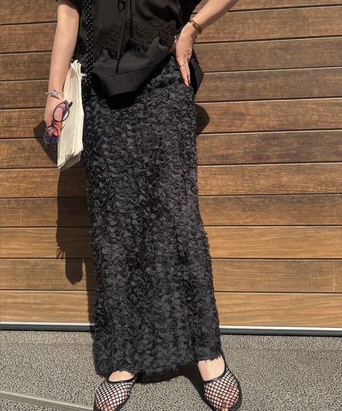 willfully / ウィルフリー ボアチュールペンシルIラインスカート WILLFULLY（ウィルフリー）の「boa tulle stripe pencil SK（スカート