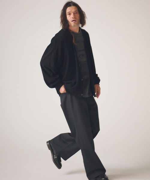 ADAM PATEK(アダムパテック)の「mcg3779-washed cotton pile raw-edge cardigan カーディガン(AP2614017)(カーディガン/ボレロ・メンズ・アイボリー/ブラック・2/1)」の13枚目の写真
