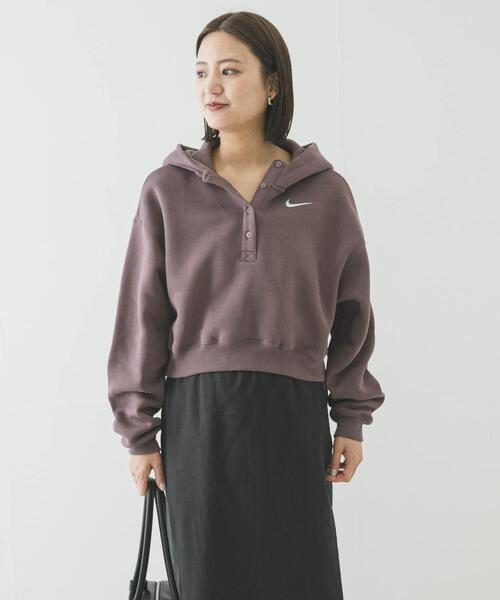 NIKE(ナイキ)の「NIKE PHNX FLC OS CRP HNL(パーカー・レディース・ライトグレー/ブラウン/ブラック/ライトピンク/アイボリー・MEDIUM)」の11枚目の写真