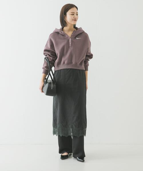 NIKE(ナイキ)の「NIKE PHNX FLC OS CRP HNL(パーカー・レディース・ライトグレー/ブラウン/ブラック/ライトピンク/アイボリー・MEDIUM)」の15枚目の写真