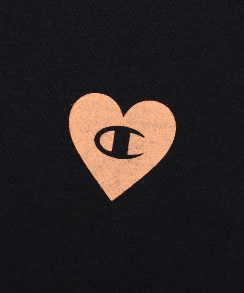 Champion(チャンピオン)の「チャンピオン SHORT SLEEVE T-SHIRT(Tシャツ/カットソー・レディース・ベビーピンク/ブラック/ホワイト/グレー・M/L)」の16枚目の写真