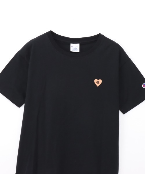Champion(チャンピオン)の「チャンピオン SHORT SLEEVE T-SHIRT(Tシャツ/カットソー・レディース・ベビーピンク/ブラック/ホワイト/グレー・M/L)」の14枚目の写真