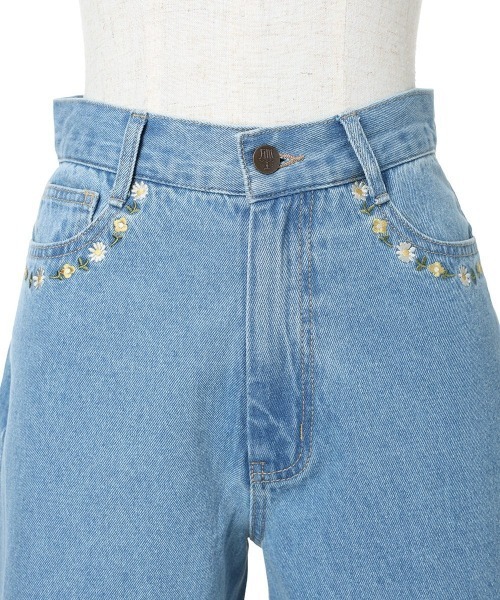 F i.n.t（フィント）の「ポケット小花刺繍デニムパンツ/fint フィント（デニムパンツ・レディース・ブルー/ライトブルー・0/1）」の15枚目の写真