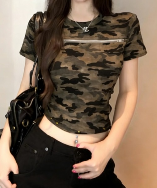ViViDAY(ビビデー)の「カモフラ柄ジップアップショートtシャツ(Tシャツ/カットソー・レディース・カーキ/グレー・M)」の1枚目の写真