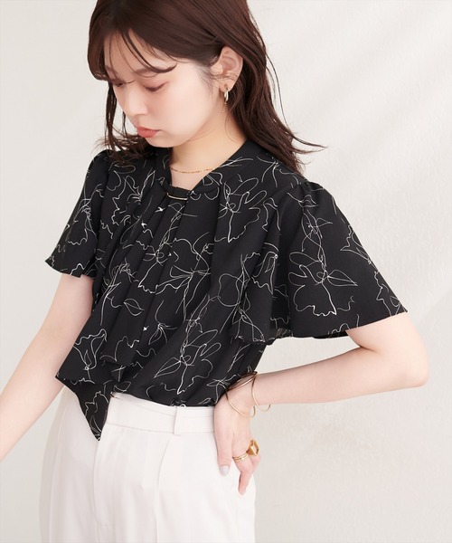 natural couture(ナチュラルクチュール)の「ゴールドバー付きボウタイブラウス(シャツ/ブラウス・レディース・その他2/その他1/ネイビー/ピンクベージュ/ブルー/グレー/オフホワイト/ドット・FREE)」の15枚目の写真