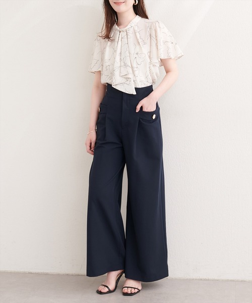 natural couture(ナチュラルクチュール)の「ゴールドバー付きボウタイブラウス(シャツ/ブラウス・レディース・その他2/その他1/ネイビー/ピンクベージュ/ブルー/グレー/オフホワイト/ドット・FREE)」の12枚目の写真