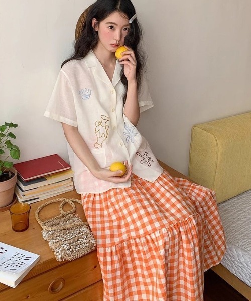 Sibra(シブラ)の「夏らしい彩りを纏う。カラーチェックティアードスカート(スカート・レディース・オレンジ/グリーン/イエロー・M)」の4枚目の写真