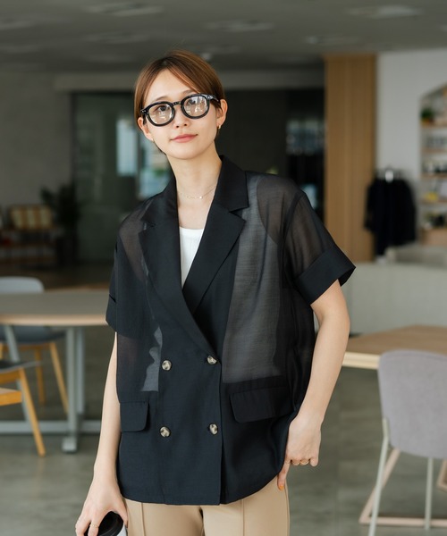 fort point(フォーポイント)の「【C-FORT POINT/フォートポイント】涼しい羽織り シアー素材 半袖 ダブルテーラードジャケット きれいめ オフィス 通勤 冷房対策 韓国ファッション 大人カジュアル(テーラードジャケット・レディース・ブラック/ブラウン/グレー・FREE)」の8枚目の写真