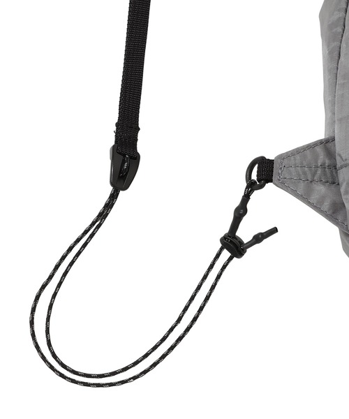 NANGA（ナンガ）の「Fibermax TUL KNAPSACK/Fibermax TUL ナップサック（バックパック/リュック・メンズ・グレー/ブラック・FREE）」の5枚目の写真
