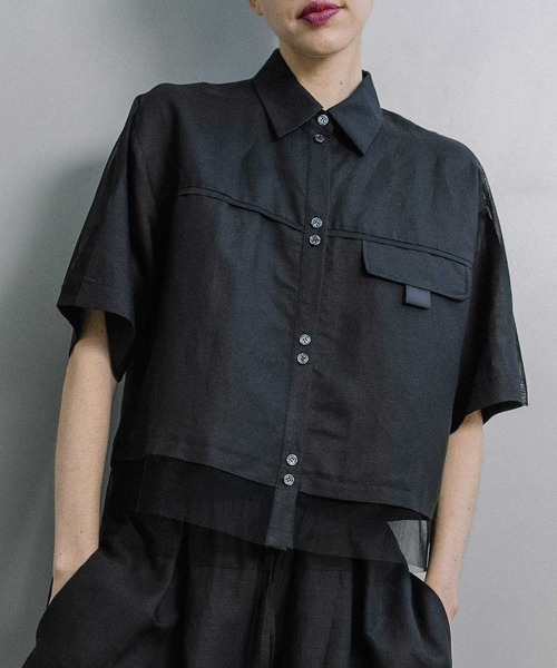 MARECHAL TERRE(マルシャルテル)の「レイヤードデザインシャツ(シャツ/ブラウス・レディース・カーキ/グレイッシュベージュ/ブラック/アイボリー・MEDIUM)」の2枚目の写真