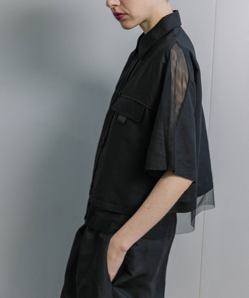 MARECHAL TERRE(マルシャルテル)の「レイヤードデザインシャツ(シャツ/ブラウス・レディース・カーキ/グレイッシュベージュ/ブラック/アイボリー・MEDIUM)」の14枚目の写真