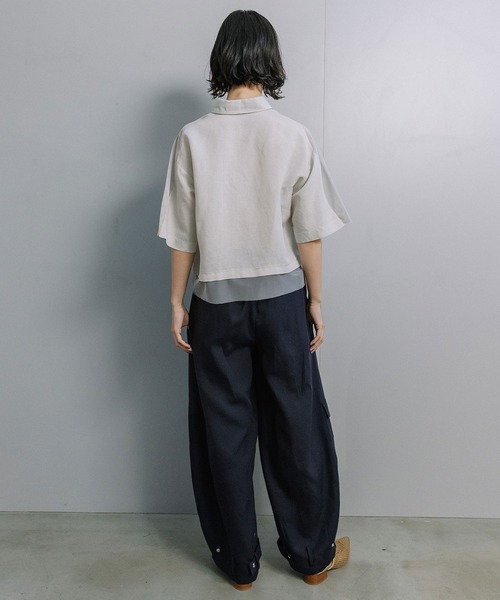 MARECHAL TERRE(マルシャルテル)の「レイヤードデザインシャツ(シャツ/ブラウス・レディース・カーキ/グレイッシュベージュ/ブラック/アイボリー・MEDIUM)」の22枚目の写真