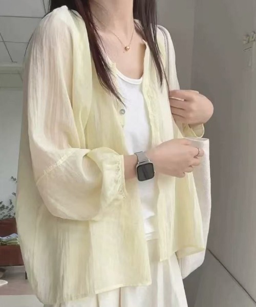 mielu(ミエル)の「エアリーシアーシャツブラウス(シャツ/ブラウス・レディース・イエロー/ホワイト/グリーン/ブルー/パープル・MEDIUM/LARGE)」の5枚目の写真