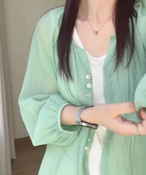 mielu(ミエル)の「エアリーシアーシャツブラウス(シャツ/ブラウス・レディース・イエロー/ホワイト/グリーン/ブルー/パープル・MEDIUM/LARGE)」の7枚目の写真