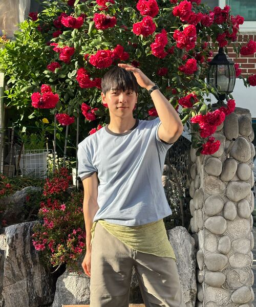 JUAN HOMME(ジュアンオム)の「クロップフィットリンガーハーフスリーブ(スカイブルー)(Tシャツ/カットソー・メンズ・その他・SMALL/MEDIUM/LARGE)」の3枚目の写真