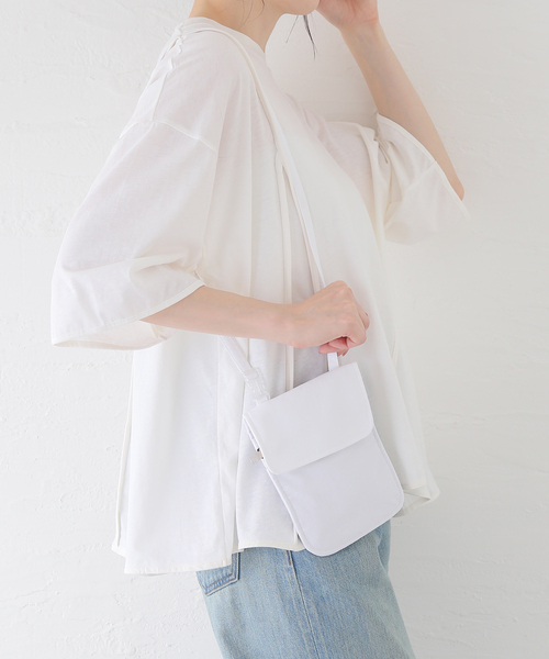 CITYSHOP(シティーショップ)の「COMING OF AGE TRAVEL SLING:ミニバッグ(クラッチバッグ・レディース・ホワイト・FREE)」の15枚目の写真