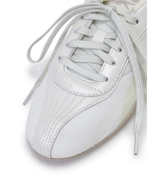 FRAY I.D(フレイアイディー)の「【Reebok×FRAY I.D】ULTRA LO(スニーカー・レディース・ホワイト・25/24.5/24/23.5/23)」の4枚目の写真