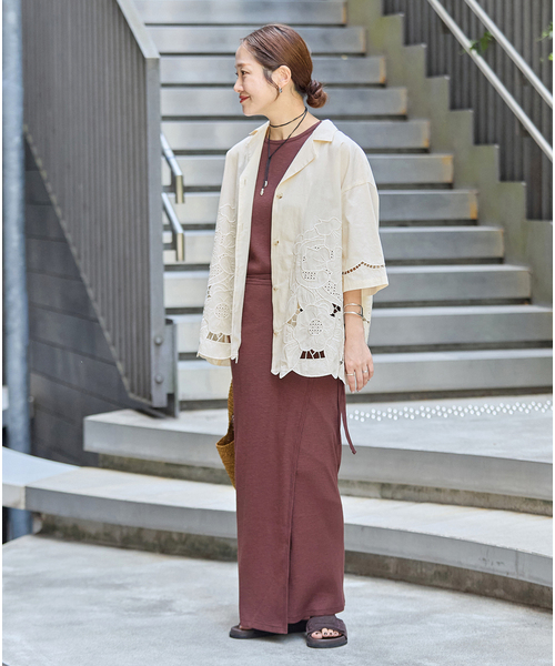 JOURNAL STANDARD（ジャーナルスタンダード）の「フラワーエンブロイダリースカラップ シャツ（シャツ/ブラウス・レディース・アイボリー/ブラック・FREE）」の19枚目の写真
