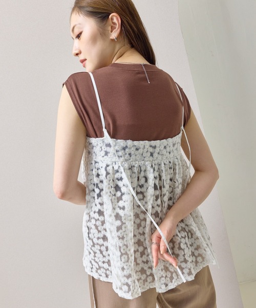 en CAnAF（エンカナフ）の「【華やかさをひとさじ】チュールフラワー刺繍キャミソールビスチェ（その他トップス・レディース・ブラック/オフホワイト・フリー）」の6枚目の写真