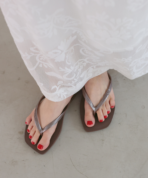 havaianas(ハワイアナス)の「Havaianas/ハワイアナス Slim Square サンダル SLIM SQUARE4 148301(サンダル・レディース・ブラウン/ブラック/ピンク・22cm/23cm/24.5cm/25.5cm)」の2枚目の写真