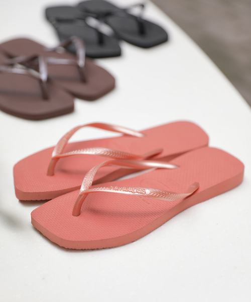 havaianas(ハワイアナス)の「Havaianas/ハワイアナス Slim Square サンダル SLIM SQUARE4 148301(サンダル・レディース・ブラウン/ブラック/ピンク・22cm/23cm/24.5cm/25.5cm)」の3枚目の写真