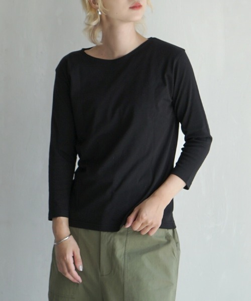 zootie（ズーティー）の「シルキースムースコットン Tシャツ［七分袖］（Tシャツ/カットソー・レディース・グレイッシュベージュ/ネイビー/ブラック/ライトグレー/オフホワイト/ミント/コーラル・LL/M/L）」の3枚目の写真