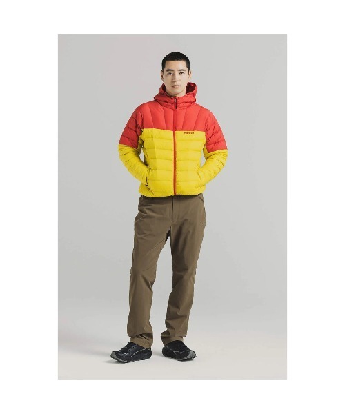 MARMOT（マーモット）の「MARMOT【マーモット】- ジャケット【Lance Down Hoodie RED×YELLOW MTFW25MDW009】（ダウンジャケット/コート・メンズ・レッド・XL）」の8枚目の写真