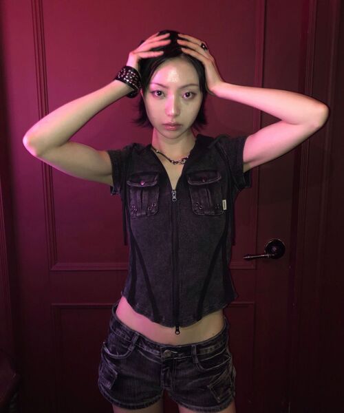 ORDINARY HOLIDAY（オーディナリー ホリデー）の「VINTAGE WASHING DENIM SHORTS [BLACK]（その他パンツ・レディース・その他・SMALL/MEDIUM）」の6枚目の写真