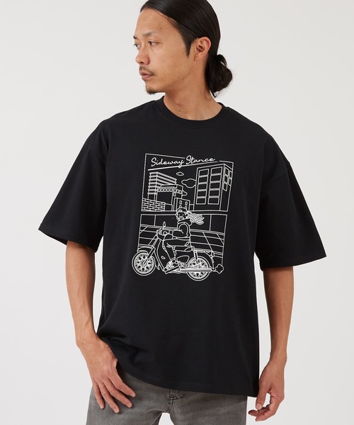 En serio TOKYO(エンソリオトーキョー)の「【SIDEWAYSTANCE】カブライダー半袖Tシャツ 70781(Tシャツ/カットソー・メンズ・ホワイト/ブラック・MEDIUM)」の2枚目の写真