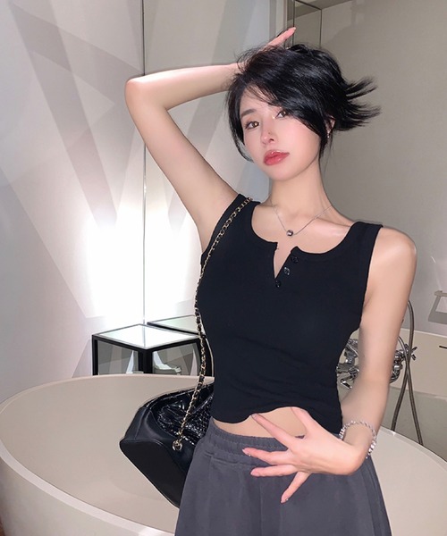 2ly2(トゥーリートゥー)の「シンプル&セクシー♪ヘンリーネックリブタンクトップ(タンクトップ・レディース・グレー/ブラウン/ブラック/ホワイト・FREE)」の16枚目の写真