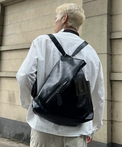 WESTBOY(ウエストボーイ)の「Y2K ユニセックス エコレザー 2WAY ショルダーバッグ WO26W2BG13(ショルダーバッグ・メンズ・ブラック・FREE)」の1枚目の写真