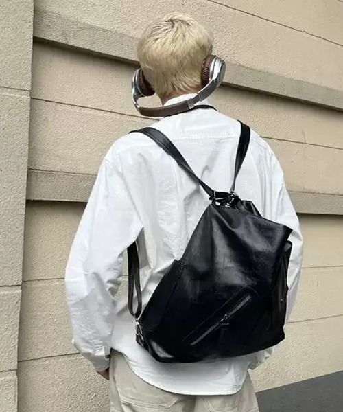 WESTBOY(ウエストボーイ)の「Y2K ユニセックス エコレザー 2WAY ショルダーバッグ WO26W2BG13(ショルダーバッグ・メンズ・ブラック・FREE)」の4枚目の写真