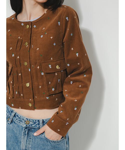 FURFUR(ファーファー)の「フラワー刺繍ノーカラージャケット(ノーカラージャケット・レディース・ブラック/キャメル/サックスブルー・F)」の20枚目の写真