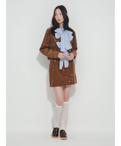 FURFUR(ファーファー)の「フラワー刺繍ノーカラージャケット(ノーカラージャケット・レディース・ブラック/キャメル/サックスブルー・F)」の4枚目の写真