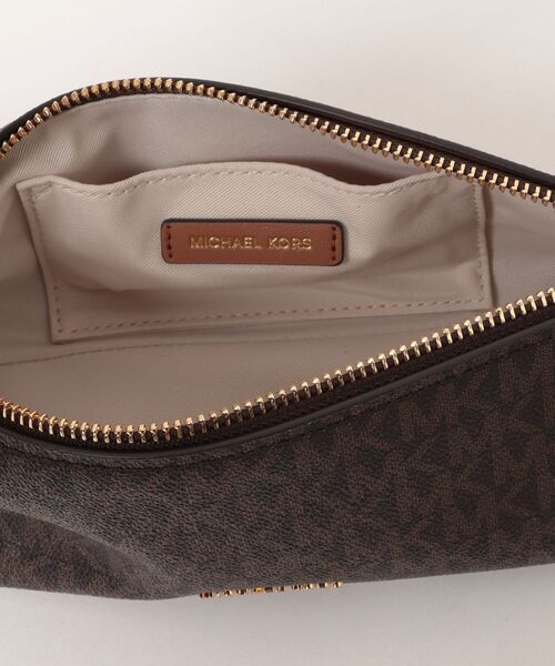 MICHAEL KORS(マイケルコース)の「LAILA クロスボディ スモール - Mkシグネチャー(ショルダーバッグ・レディース・ブラウン系その他・FREE)」の8枚目の写真