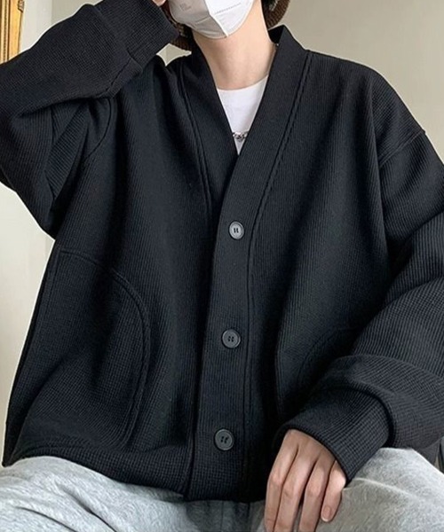 KELVIN(ケルヴァン)の「Volume Knit Cardigan ボリュームニットカーディガン(ニット/セーター・メンズ・グレー/ブラック・MEDIUM/LARGE)」の4枚目の写真