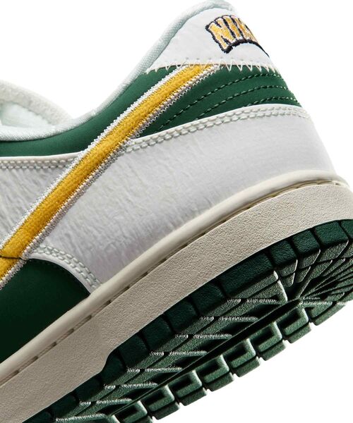 NIKE(ナイキ)の「ナイキ ダンク LOW レトロ メンズシューズ / Nike Dunk Low Retro Men's Shoes IM4413-100 Sail(スニーカー・メンズ・クリーム・25/25.5/26/27/27.5/28/28.5/29/30/29.5/26.5/24.5/24)」の3枚目の写真