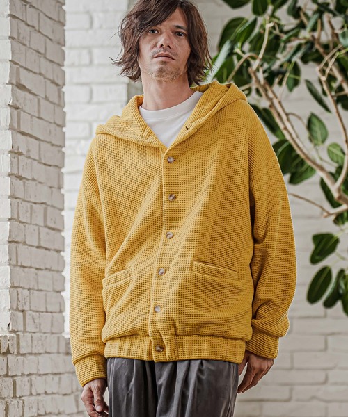 CAMBIO（カンビオ）の「mpa4204- Big Waffle Button Hoodie パーカー(CAM26AW-016)（パーカー・メンズ・ブラック/ネイビー/イエロー・S/M/L）」の4枚目の写真