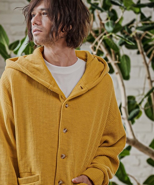 CAMBIO（カンビオ）の「mpa4204- Big Waffle Button Hoodie パーカー(CAM26AW-016)（パーカー・メンズ・ブラック/ネイビー/イエロー・S/M/L）」の6枚目の写真