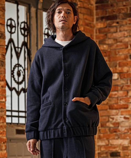CAMBIO（カンビオ）の「mpa4204- Big Waffle Button Hoodie パーカー(CAM26AW-016)（パーカー・メンズ・ブラック/ネイビー/イエロー・S/M/L）」の11枚目の写真