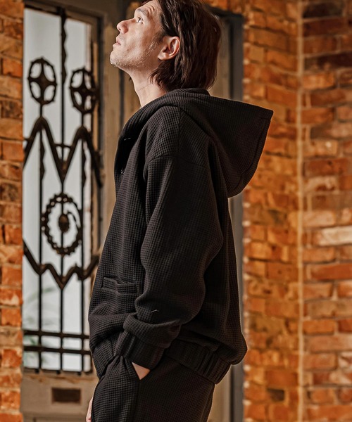CAMBIO（カンビオ）の「mpa4204- Big Waffle Button Hoodie パーカー(CAM26AW-016)（パーカー・メンズ・ブラック/ネイビー/イエロー・S/M/L）」の17枚目の写真