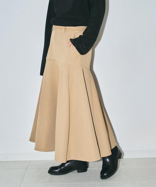CITYSHOP(シティーショップ)の「CHINO LIKE FLAIR スカート(スカート・レディース・ブラック/ベージュ・36/38)」の2枚目の写真