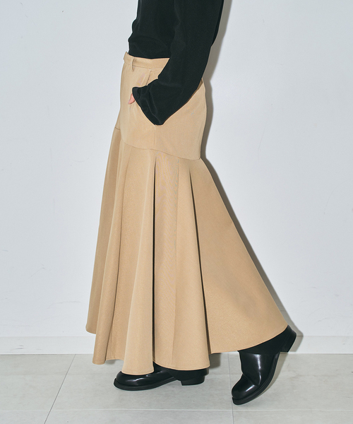 CITYSHOP(シティーショップ)の「CHINO LIKE FLAIR スカート(スカート・レディース・ブラック/ベージュ・36/38)」の8枚目の写真